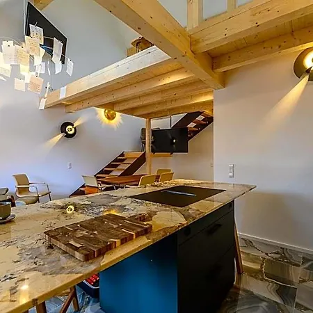 Hotel-restaurant Kostbar فندق *