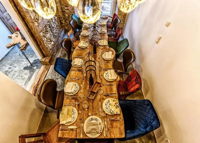 Hotel-restaurant Kostbar Hotell *