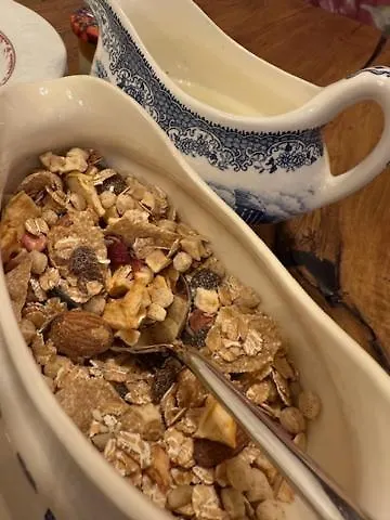 Hotel-restaurant Kostbar Hotell *